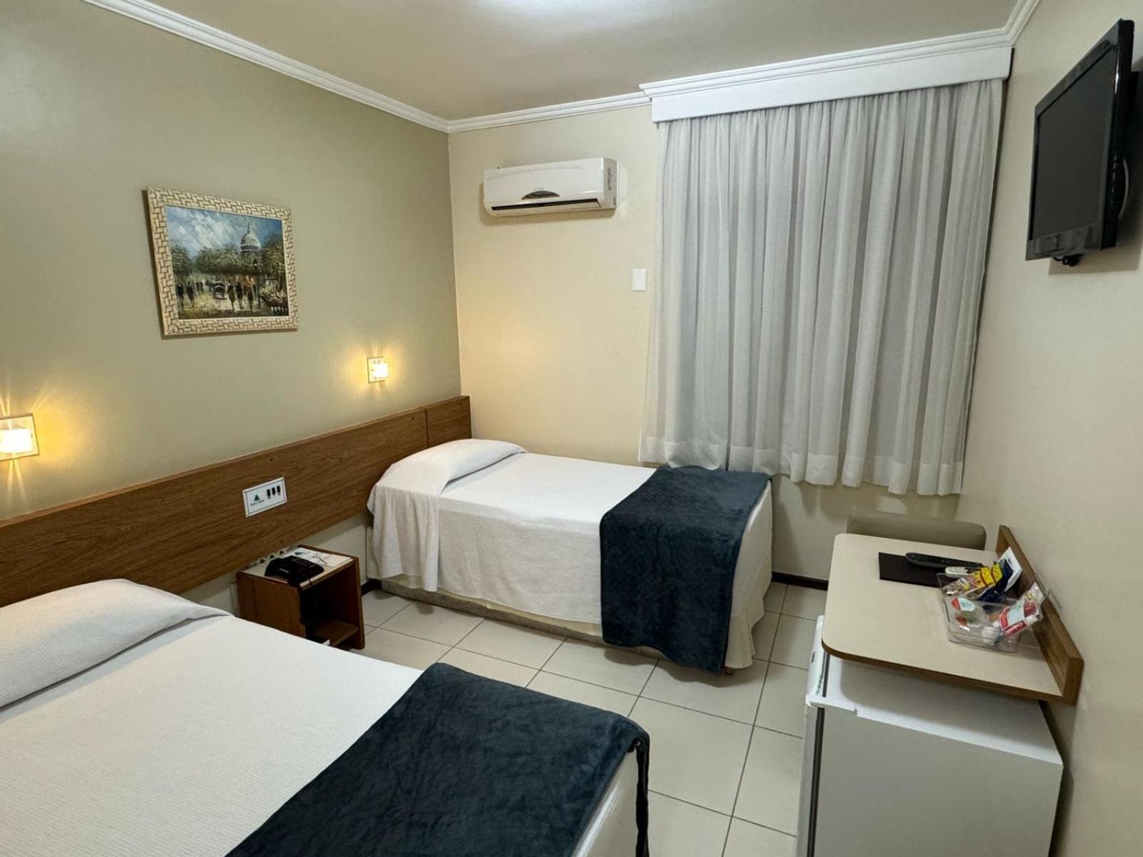 Cedro Hotel Лондріна Екстер'єр фото